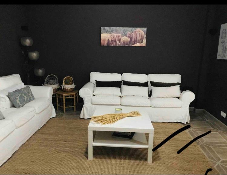 Casa Marduk Cee Exterior foto